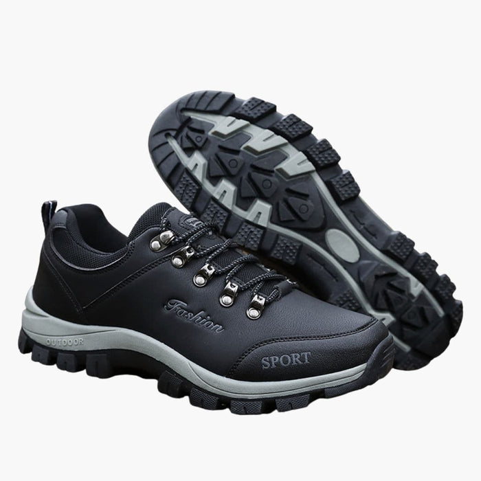 Men’s Outdoor Hiking Shoes with Lace-Up Fastening