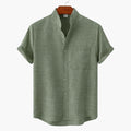 Men’s Short Sleeve Button-Down Shirt with Collar